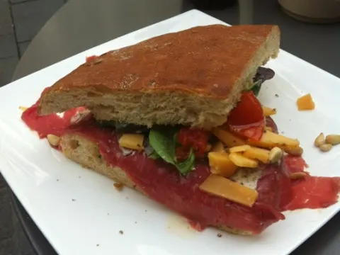 Foto 2 van Bruin Brood