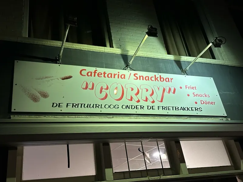 Foto 1 van Snackbar Corry