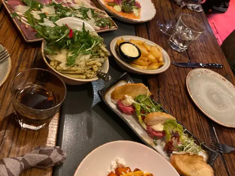 Giornale lifestyle bar restaurant