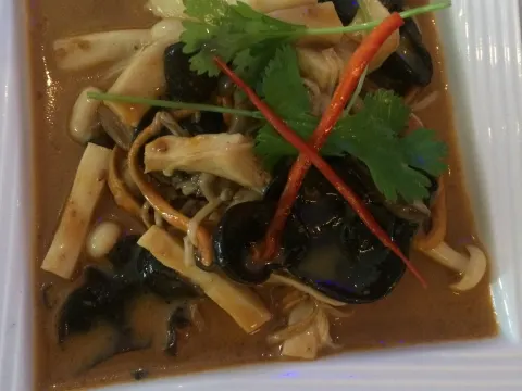 Reborn (Creative Asian Restaurant)