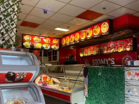 Snackbar Stomy's