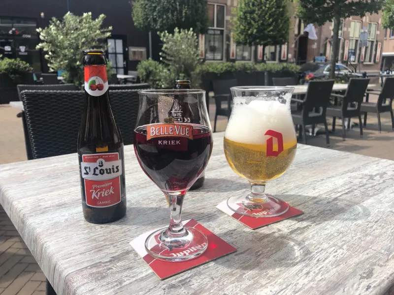 Foto 1 van T Anker