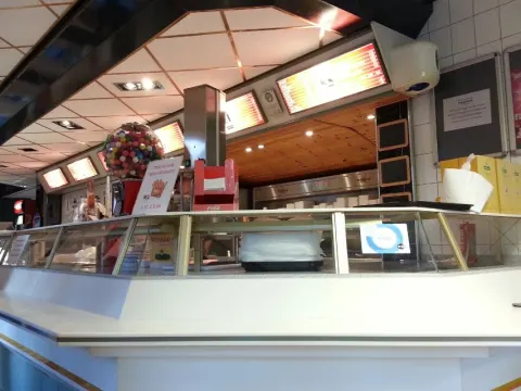 Foto 4 van Cafetaria "De Driesprong"