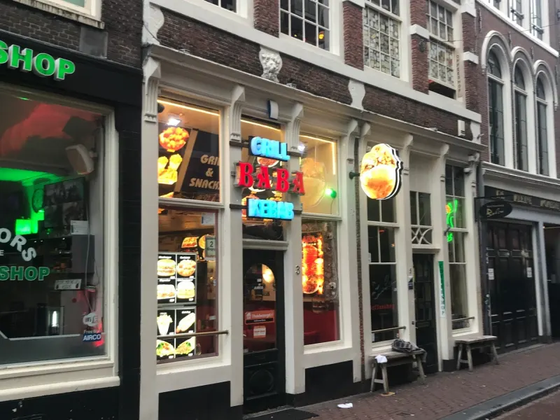 Foto 1 van Baba