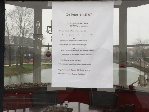 Foto 3 van de kapiteinshut