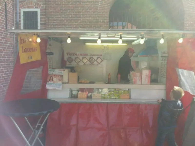 Foto 1 van de loempia boer