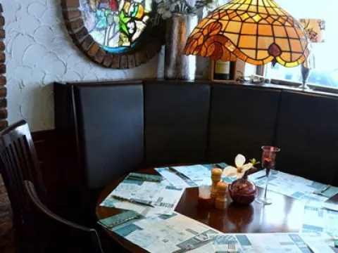 Bistro C'est Si Bon