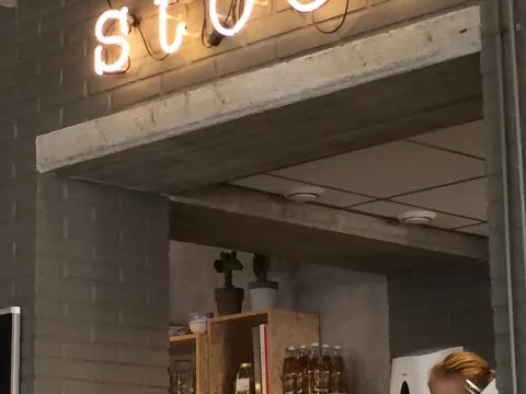 Foto 4 van Stoet, stoere Horeca in de bieb.