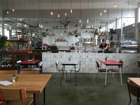 Foto 4 van B*kantine