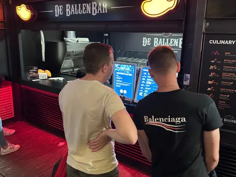 De BallenBar