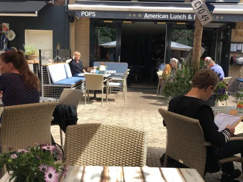 Foto 3 van Pops
