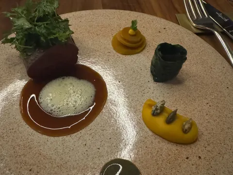 Até