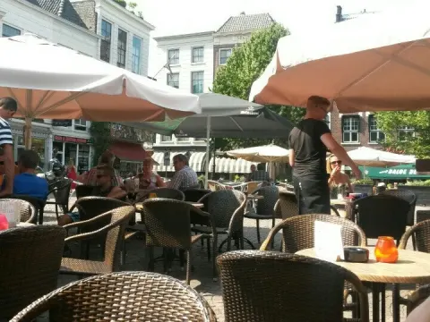 Foto 2 van Lunchroom Het Oosten