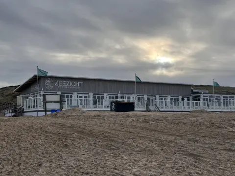 Foto 2 van Strandpaviljoen Zeezicht