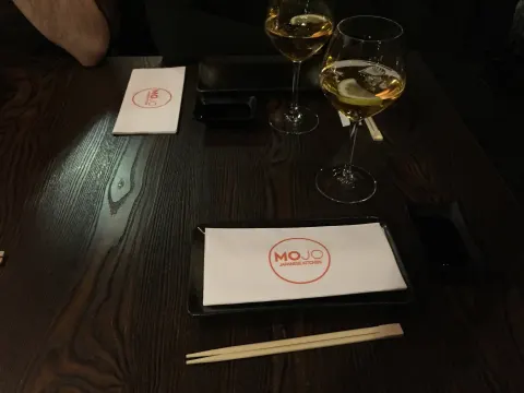 Foto 5 van Mo-Jo sushi