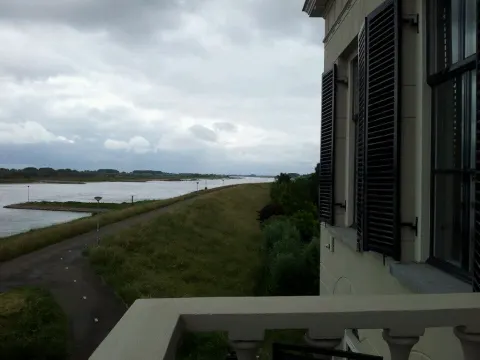 Bellevue aan de Waal