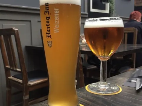 Café de Zwaaf