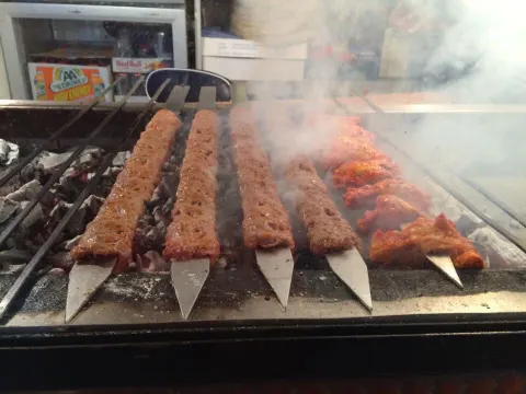 Foto 4 van Bekir Usta Adana Kebab