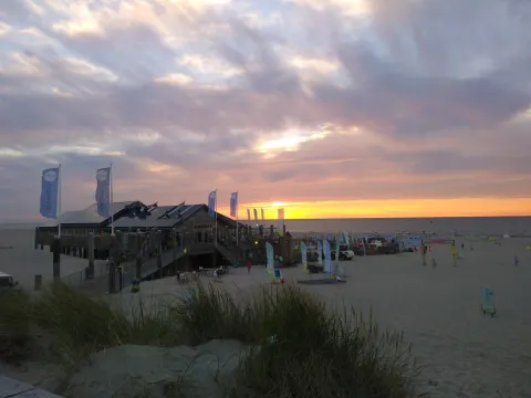 Strandpaviljoen 't Badhuys