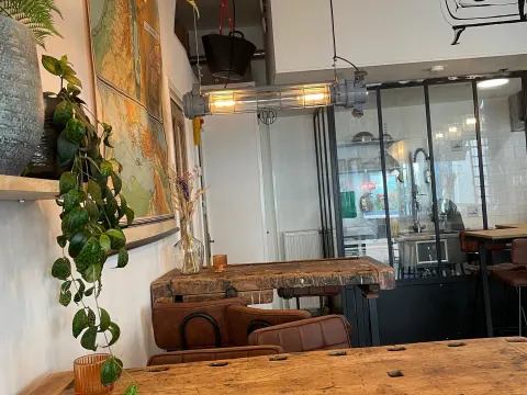 Foto 2 van FLFL