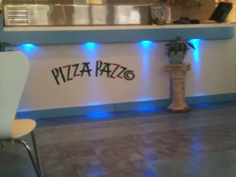 Pizza Pazzo