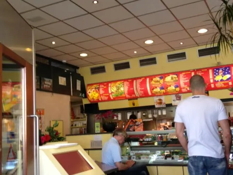 Foto 2 van Cafetaria Seppel