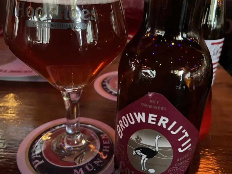 Foto 1 van Bier & Wijnlokaal 't Hookhoes