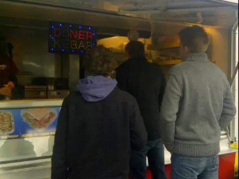 Izmir Grill 2 Döner Kebab