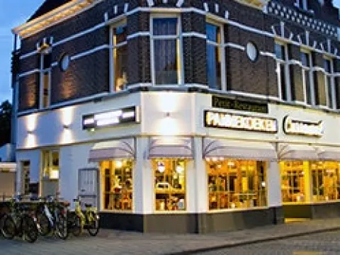 Foto 5 van Pannenkoekencarrousel