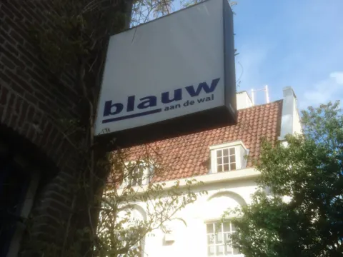 Foto 3 van Blauw aan de Wal