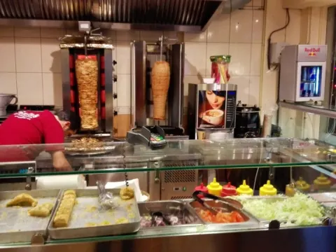 Safak Doner en Afhaalcentrum