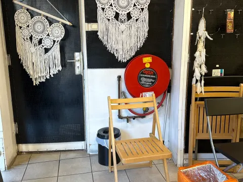 Toko Gembira