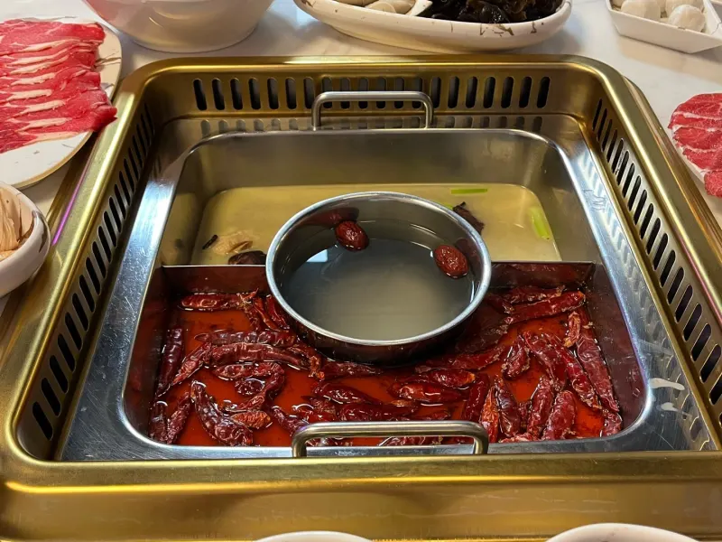Foto 1 van Hot and Hot Hot Pot Amsterdam Chinatown 沸腾三国阿明唐人街店