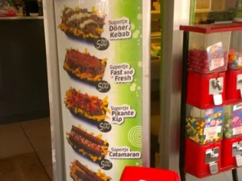 Foto 2 van Cafetaria 't Smikkeltje