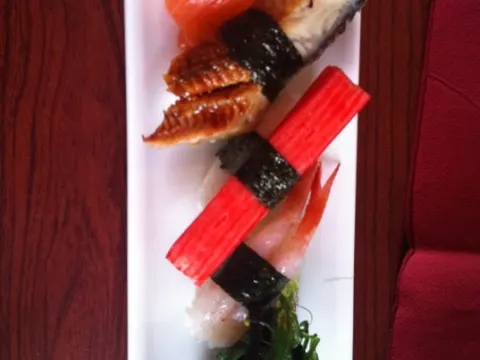 Japans Grill & Sushi Restaurant Suki Yaki