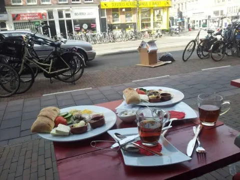 Two Sisters Cafe Restuarant