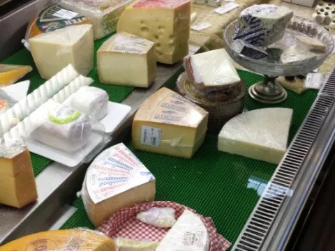 Foto 2 van Palais de Fromage