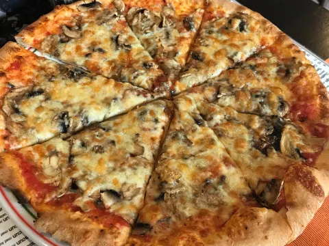 Foto 2 van Pizzeria Bella Sofia