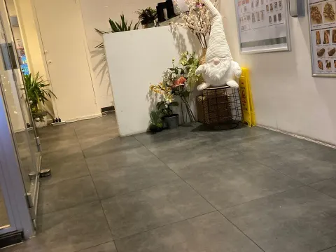 sushi place