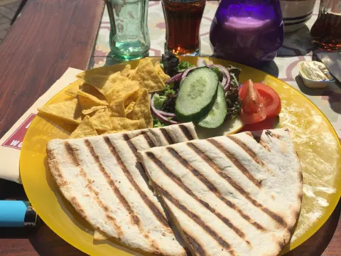 Mango's Cantina y Bar