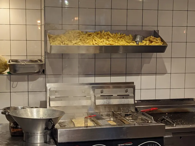 Foto 1 van Vers Gesneden Friet