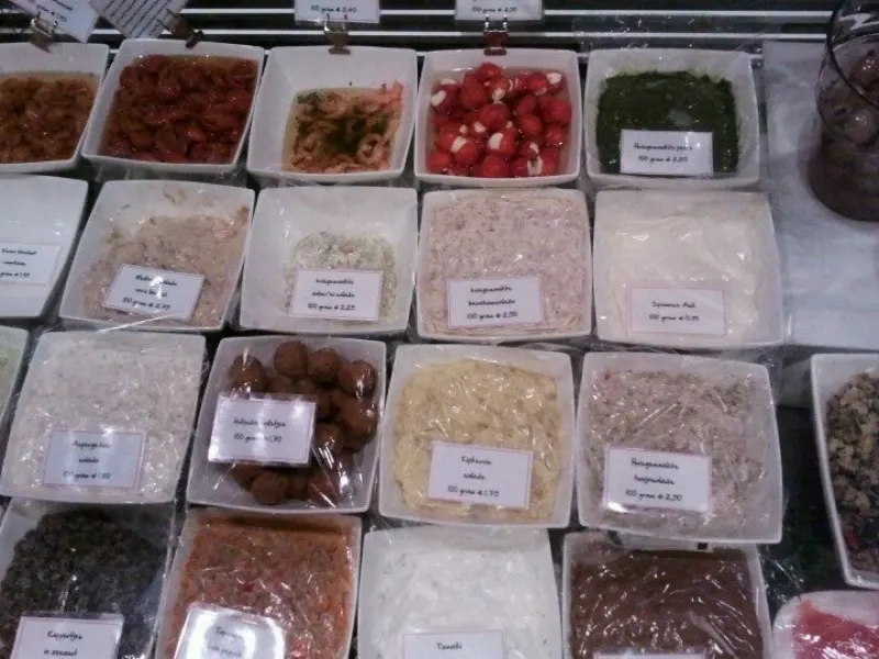 Foto 1 van Delicatessenwinkel Give & Taste