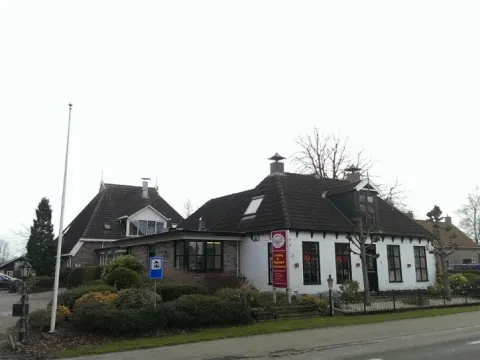 Pannekoeken Restaurant/ Kaarsenmakerij Koppejan