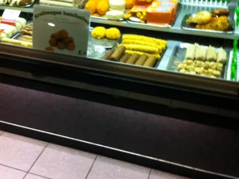 Foto 4 van Cafetaria van Burk