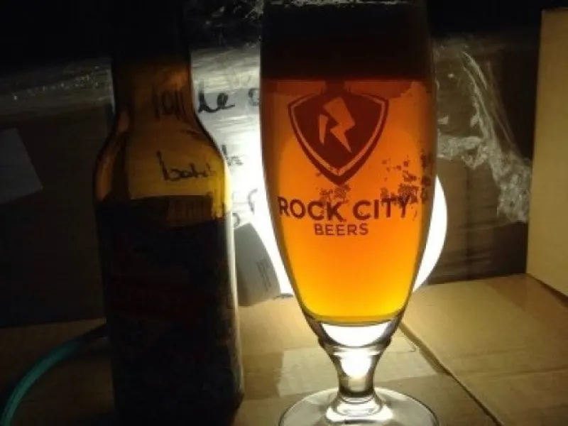 Foto 1 van Golden City