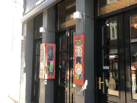 Burgers & Beers