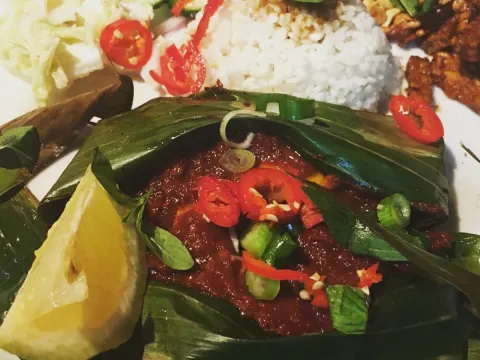 De Vrouw met de Baard Deli