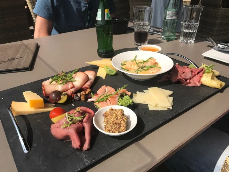 Foto 1 van Restaurant Midden-Zeeland