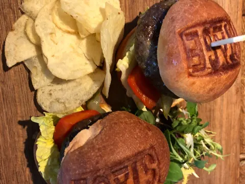 STAGE Kitchen & Café