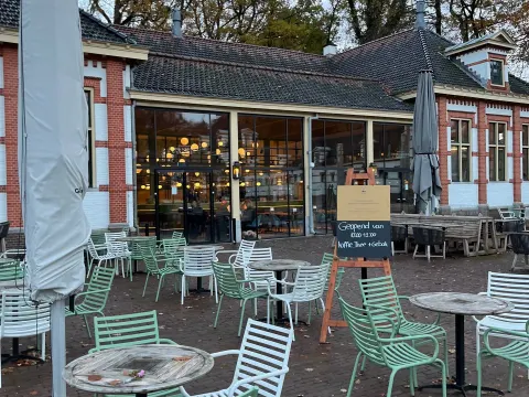 Grand café Prins Hendrik garage